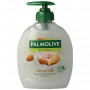 Savon liquide Palmolive Naturals Almond Milk